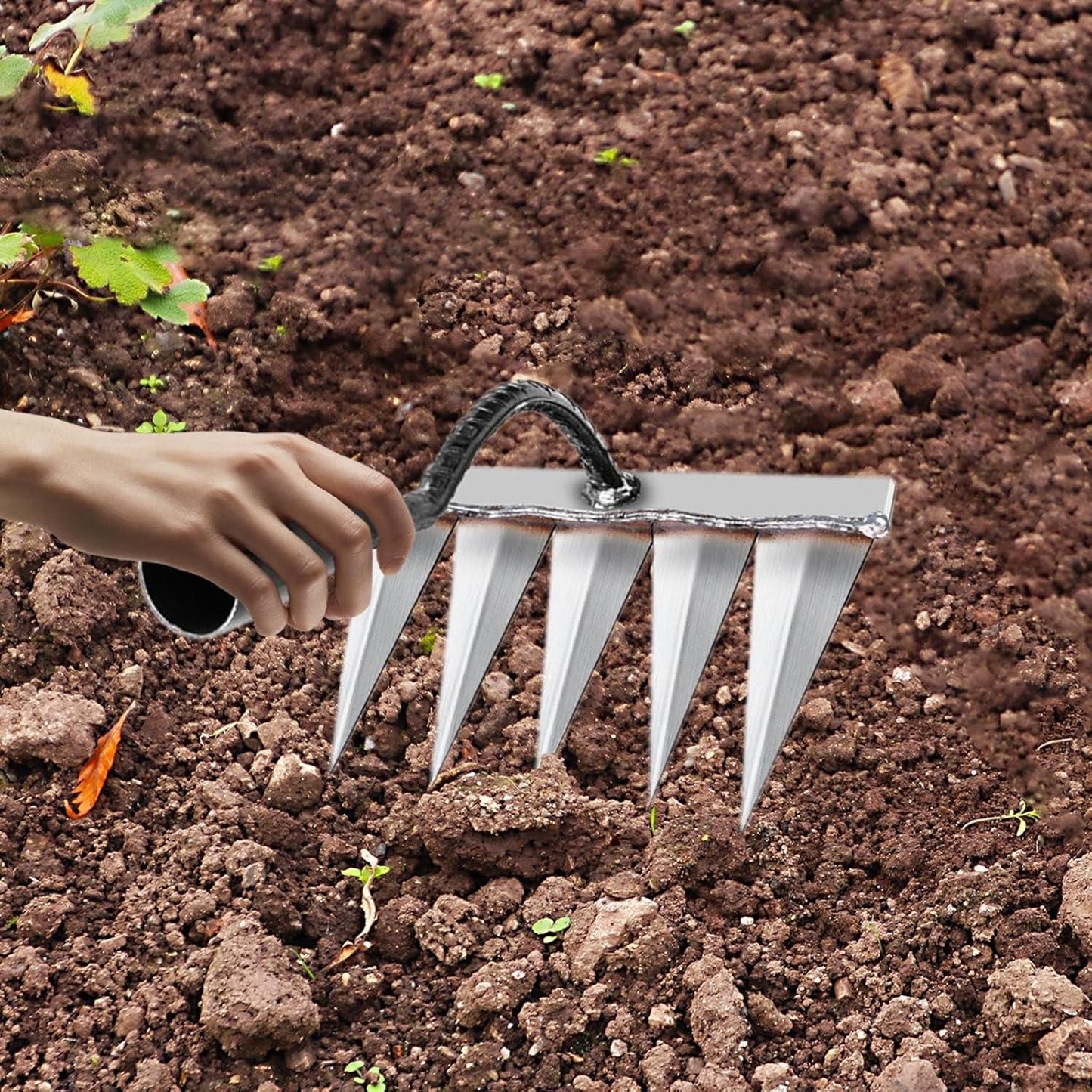 Powerful 5-Teeth Garden Tool for Effortless Weeding